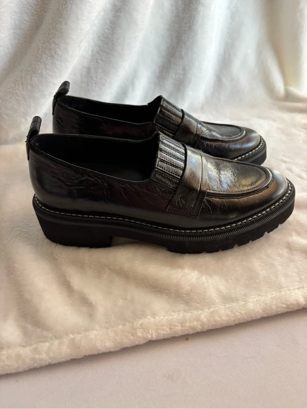 Naturalizer Shawna Leather Penny Loafers Lug Sole Black Size 8.5M